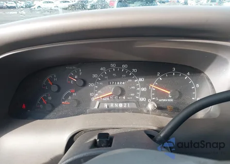 2000 Ford Excursion Xlt from USA, damaged, VIN 1FMNU41SXYED11933